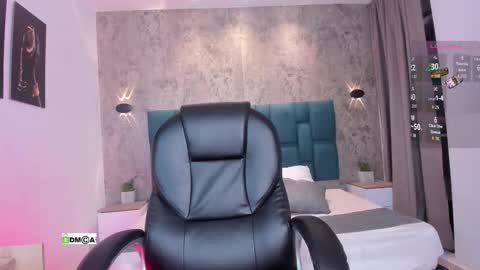 Dulce Rose online show from 10-26-25, 08:59