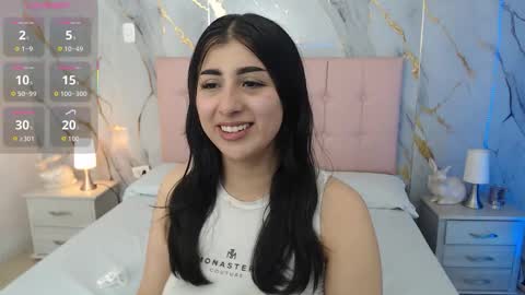 Abril Cruz online show from 10-21-25, 03:29