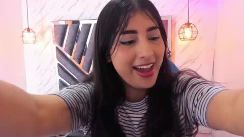 Snapshot of dulcinea77_ chatting on 11-02-25, 07:05    online show from 11-02-25, 07:05