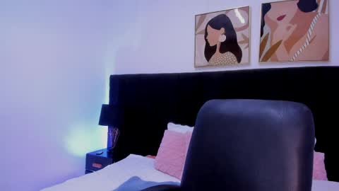 Dulce online show from 04-20-26, 07:59