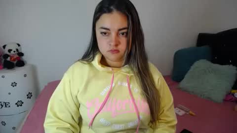 Nicole   online show from 02-13-25, 07:42