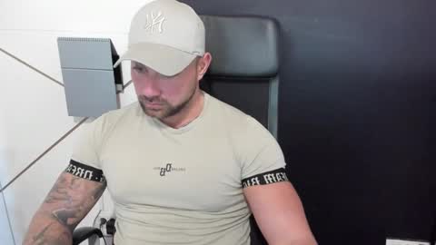 DuncanStone online show from 02-12-25, 11:07