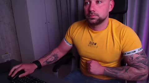 DuncanStone online show from 04-25-26, 01:41