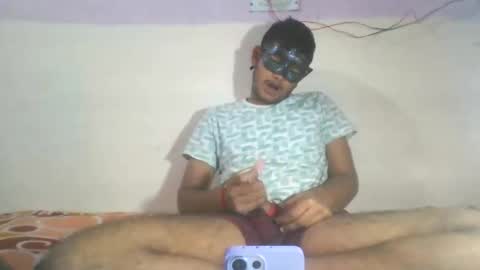 dusky_aarav online show from 12-14-25, 01:22