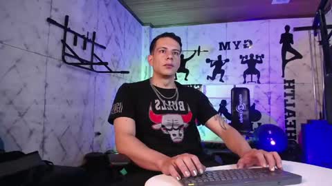 Dustin Sonne online show from 04-26-26, 03:37