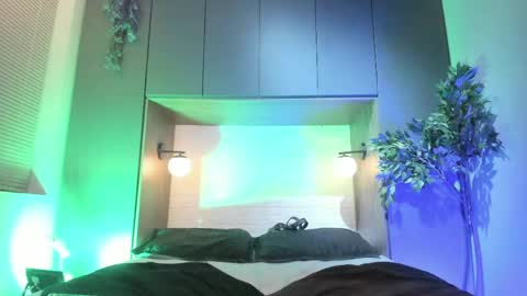 Dustin Sonne online show from 04-27-26, 03:37