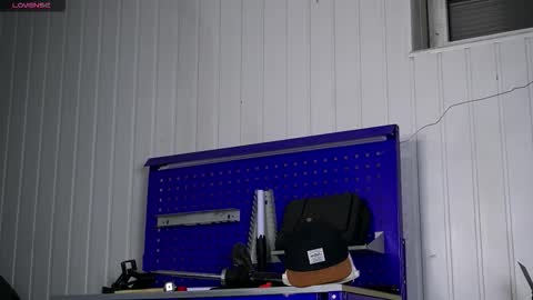 Snapshot of dustyn_fox chatting on 11-14-25, 03:11 Dustyn online show from 11-14-25, 03:11