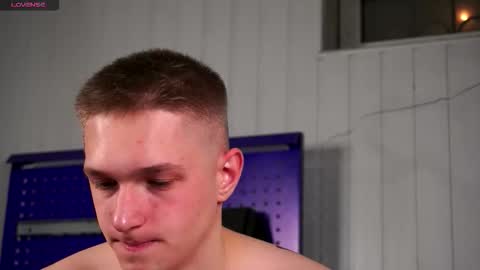 Snapshot of dustyn_fox chatting on 12-14-25, 03:06 Dustyn online show from 12-14-25, 03:06