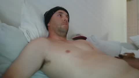 Snapshot of dustyroy09 chatting on 02-10-25, 11:23 dustyroy09 online show from 02-10-25, 11:23