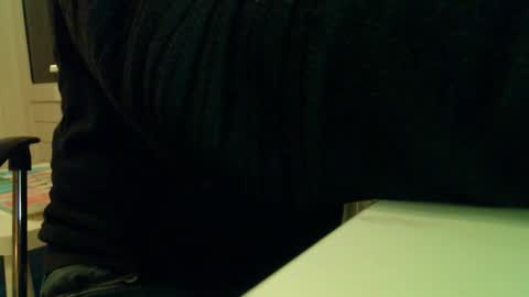 Snapshot of dutchgameboy chatting on 11-18-25, 08:02 dutchgameboy online show from 11-18-25, 08:02