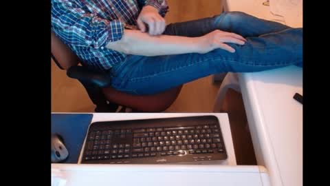 Snapshot of dutchpornking2 chatting on 02-03-25, 06:17 dutchpornking2 online show from 02-03-25, 06:17