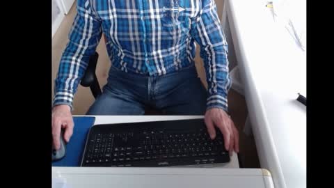 Snapshot of dutchpornking2 chatting on 02-04-25, 11:38 dutchpornking2 online show from 02-04-25, 11:38