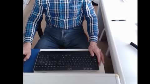 Snapshot of dutchpornking2 chatting on 02-25-25, 07:52 dutchpornking2 online show from 02-25-25, 07:52