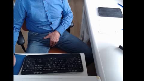 Snapshot of dutchpornking2 chatting on 09-10-25, 08:47 dutchpornking2 online show from 09-10-25, 08:47