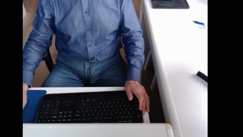 Snapshot of dutchpornking2 chatting on 10-19-25, 07:09 dutchpornking2 online show from 10-19-25, 07:09