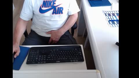 dutchpornking2 online show from 07-04-26, 06:19