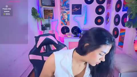 duulce_mia online show from 07-06-26, 11:29
