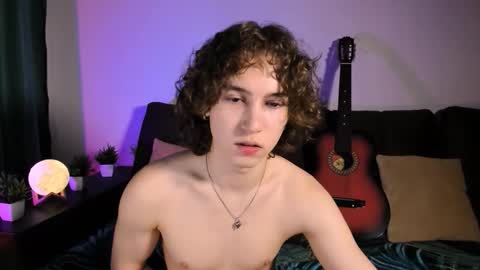 Georg and Max online show from 11-14-25, 02:49