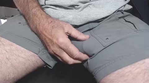 Snapshot of dvd4554 chatting on 10-03-25, 01:41 gooodcam online show from 10-03-25, 01:41