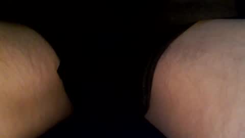 Snapshot of dveinz chatting on 06-10-26, 01:32 dveinz online show from 06-10-26, 01:32
