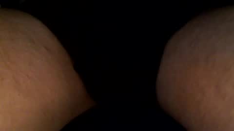 Snapshot of dveinz chatting on 06-25-26, 01:05 dveinz online show from 06-25-26, 01:05