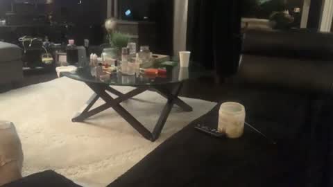 Delilah  Papi online show from 06-21-26, 07:22