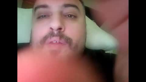 Snapshot of dwizziz chatting on 10-27-25, 01:09 Ivan online show from 10-27-25, 01:09