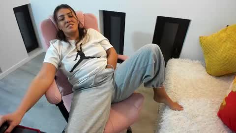 dayana online show from 11-29-25, 04:59