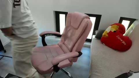 dayana online show from 04-23-26, 04:57