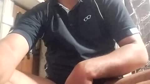 Rockhandsome online show from 04-20-26, 08:54