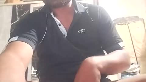 Rockhandsome online show from 04-28-26, 06:02