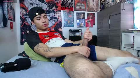 Snapshot of dylan__fun18 chatting on 05-14-26, 06:37 Dylan 3 online show from 05-14-26, 06:37