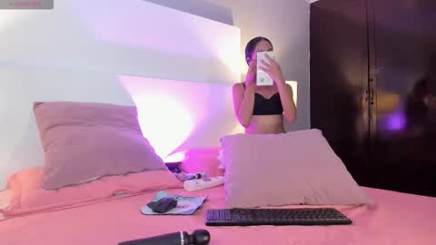 Dylan and Katte online show from 12-21-25, 04:30