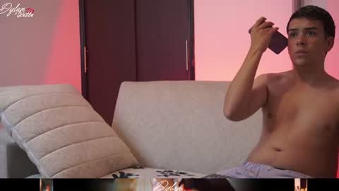Snapshot of dylan_katelive chatting on 06-26-26, 12:26 dylan kate Live online show from 06-26-26, 12:26
