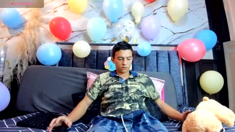 Snapshot of dylan_scott20 chatting on 03-29-26, 12:16 dylan_scott20 online show from 03-29-26, 12:16