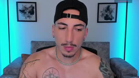 Bryan model independient online show from 10-15-25, 10:54