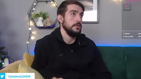 Dylan online show from 12-18-24, 10:40