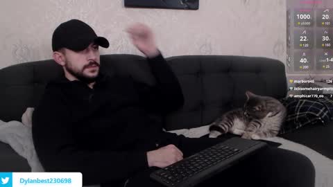 Dylan online show from 01-10-25, 12:04