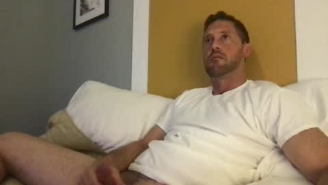 Dylans ThicK online show from 11-08-25, 07:41