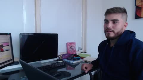 dylanhot10 online show from 02-03-25, 08:03