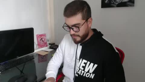 dylanhot10 online show from 10-10-25, 09:25