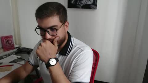 dylanhot10 online show from 12-17-25, 07:09