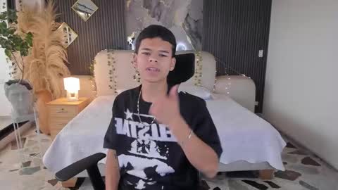 dylanroyce_ online show from 03-06-26, 12:12