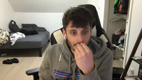 Snapshot of dylansdick90 chatting on 03-12-26, 03:23 Dylans A Dick online show from 03-12-26, 03:23