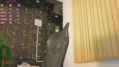 D Y L A N online show from 04-17-26, 02:36