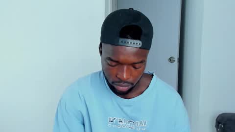 Snapshot of dylantaylor_1 chatting on 10-30-25, 04:36 Dylan Taylor online show from 10-30-25, 04:36