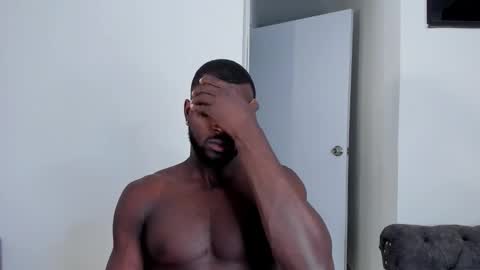 Snapshot of dylantaylor_1 chatting on 11-27-25, 08:00 Dylan Taylor online show from 11-27-25, 08:00