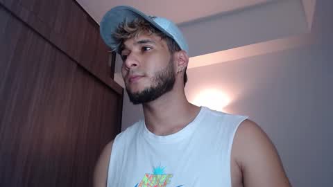 Snapshot of dylanxfun chatting on 09-24-25, 08:34 dylanxfun online show from 09-24-25, 08:34