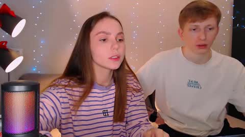 Snapshot of dyrinda chatting on 12-25-24, 09:22 Julia and Dima online show from 12-25-24, 09:22