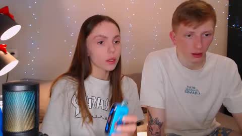 Snapshot of dyrinda chatting on 01-21-25, 09:46 Julia and Dima online show from 01-21-25, 09:46